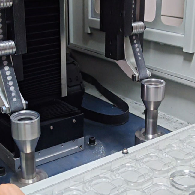 2 Σταθμός εξοπλισμός βουρτσίσματος CNC για την ακριβή τελική επεξεργασία επίπεδων και πλευρικών επιφανειών κανονικών προϊόντων στρογγυλού κάλυψης 7