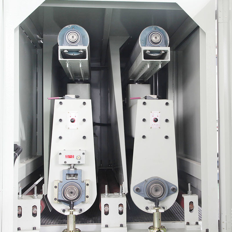 1500MM αυτόματος επίπεδος πυρήνας PLC μηχανών μετάλλων Deburring με τη διευθετήσιμη ζώνη